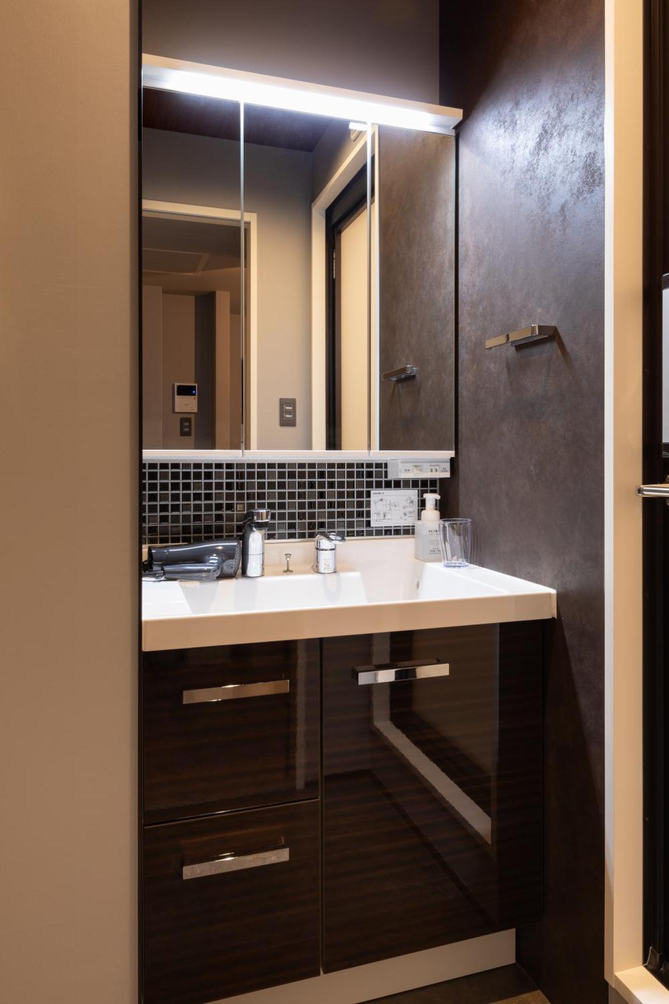 松山大街道hotelさくら- Unmanned Hotel - Exteriör bild